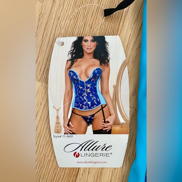 Lingerie outfit for women NEW never used size SMALL - Picture 9 of 10